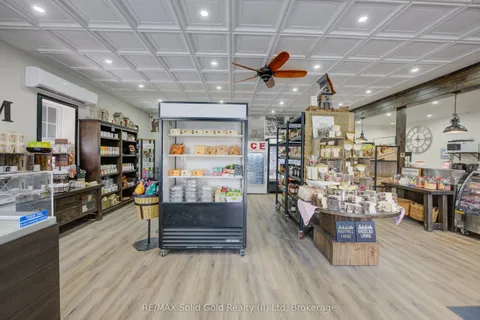 3 St Charles Street, Woolwich, ON N0B 2B0