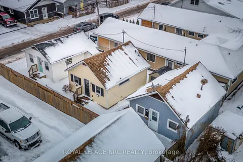 387 Elmwood Avenue, Fort Erie, ON L0S 1B0
