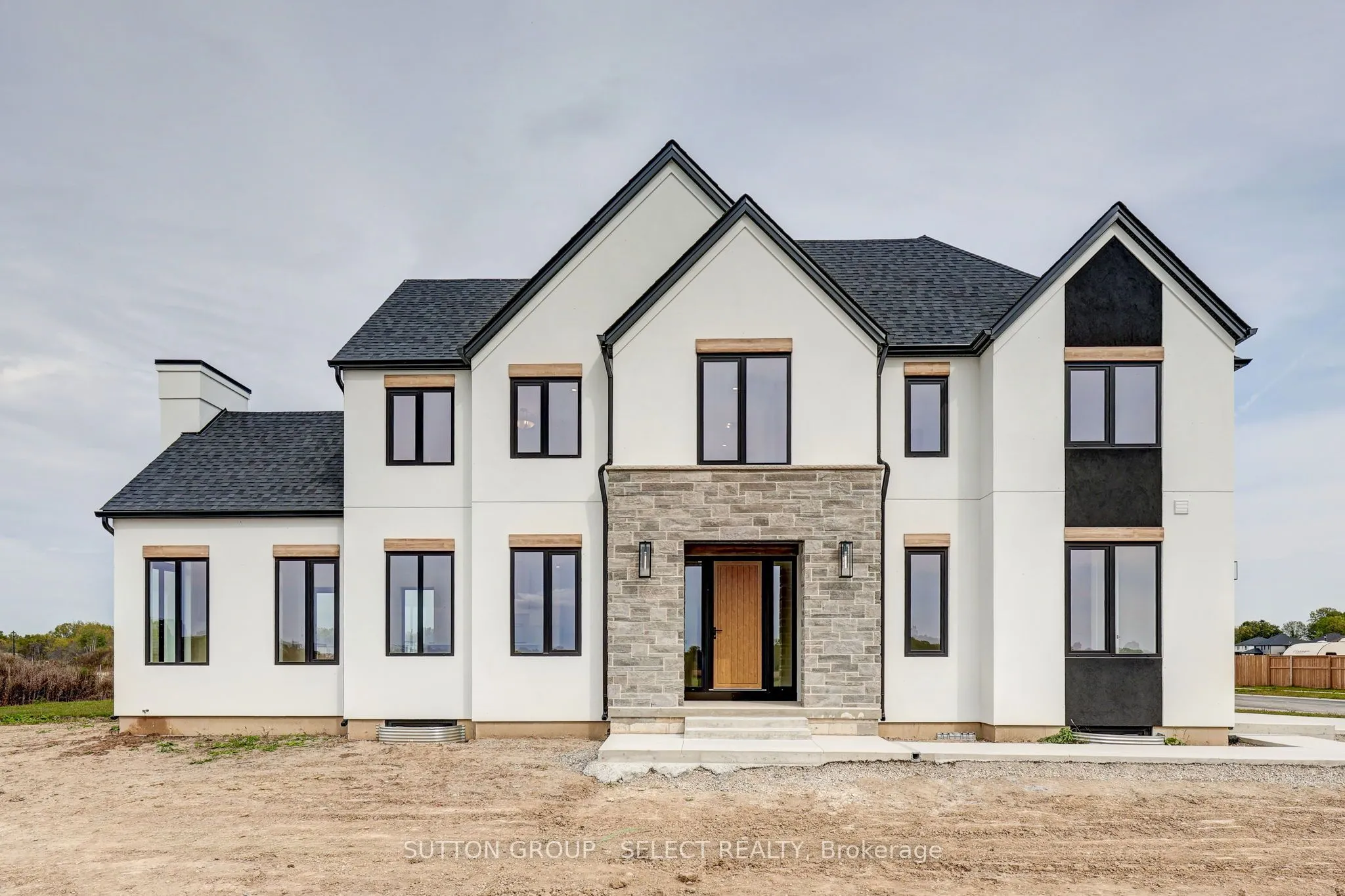 2 Five Stakes Street, Southwold, ON N5P 3T2