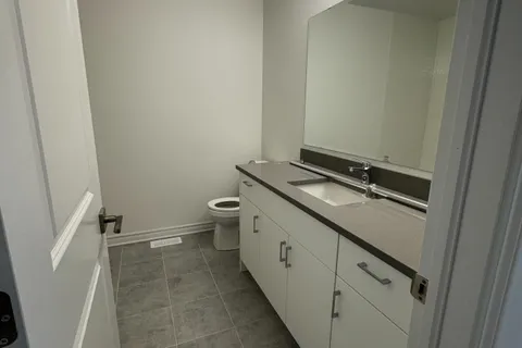 794 Antonio Farley Street, Orleans - Cumberland and Area, ON K4A 5N3