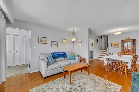 2 Calgary Road, Port Hope, ON L1A 3T8