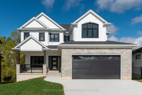 116 Sheldabren Street, North Middlesex, ON N0M 1A0