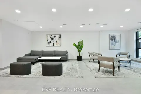 36 Robinson Avenue, Lower Town - Sandy Hill, ON K1S 8N8