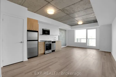 36 Robinson Avenue, Lower Town - Sandy Hill, ON K1S 8N8