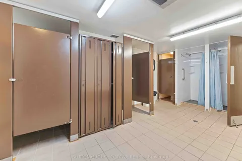 158A McArthur Avenue, Vanier and Kingsview Park, ON K1L 7E7