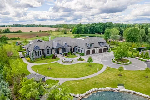 1272 Fiddlers Green Road, Hamilton, ON L9G 3L1