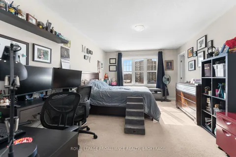 772 Newmarket Lane, Kingston, ON K7K 0C8
