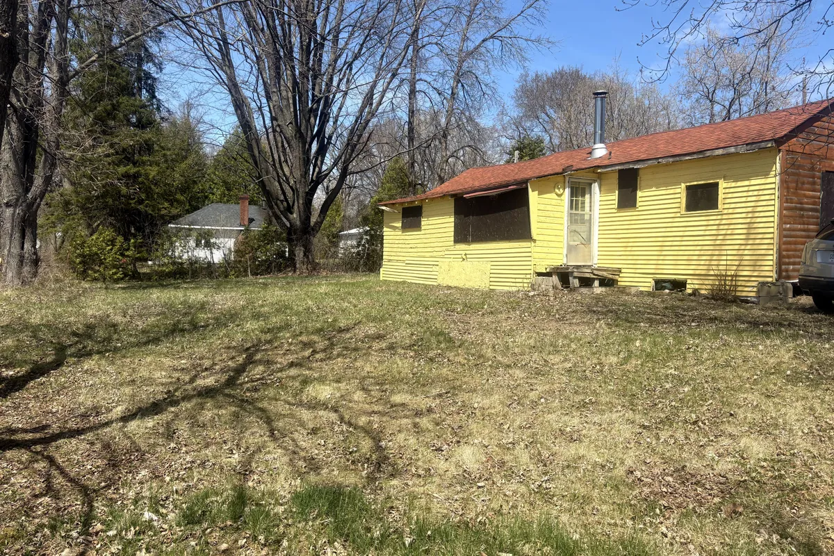 143 Gypsy Lane, ON K7S 3G7