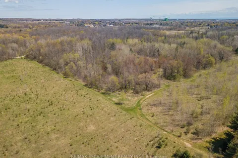 REAR Parkside Drive, Hamilton, ON L0R 2H0