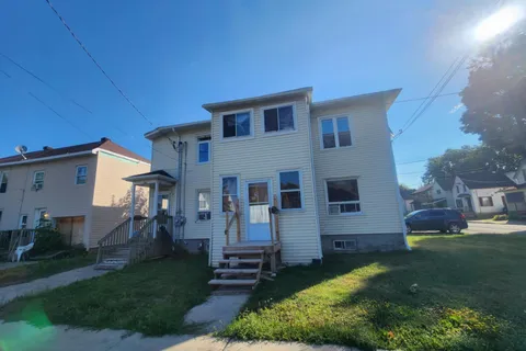 239 Cumberland Street, Cornwall, ON K6J 4H8