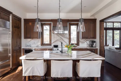 146 National Drive, Blue Mountains, ON L9Y 0B7
