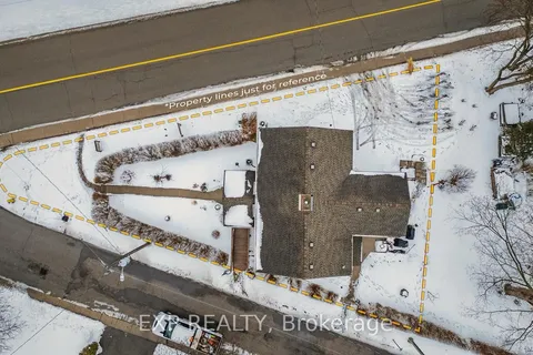 2 Arnold Street, Brant, ON N3L 2C2