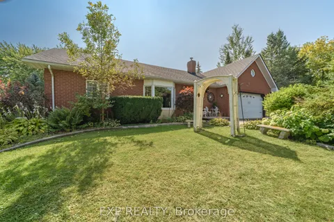 794 Old 2 Highway, Quinte West, ON K8V 5P5