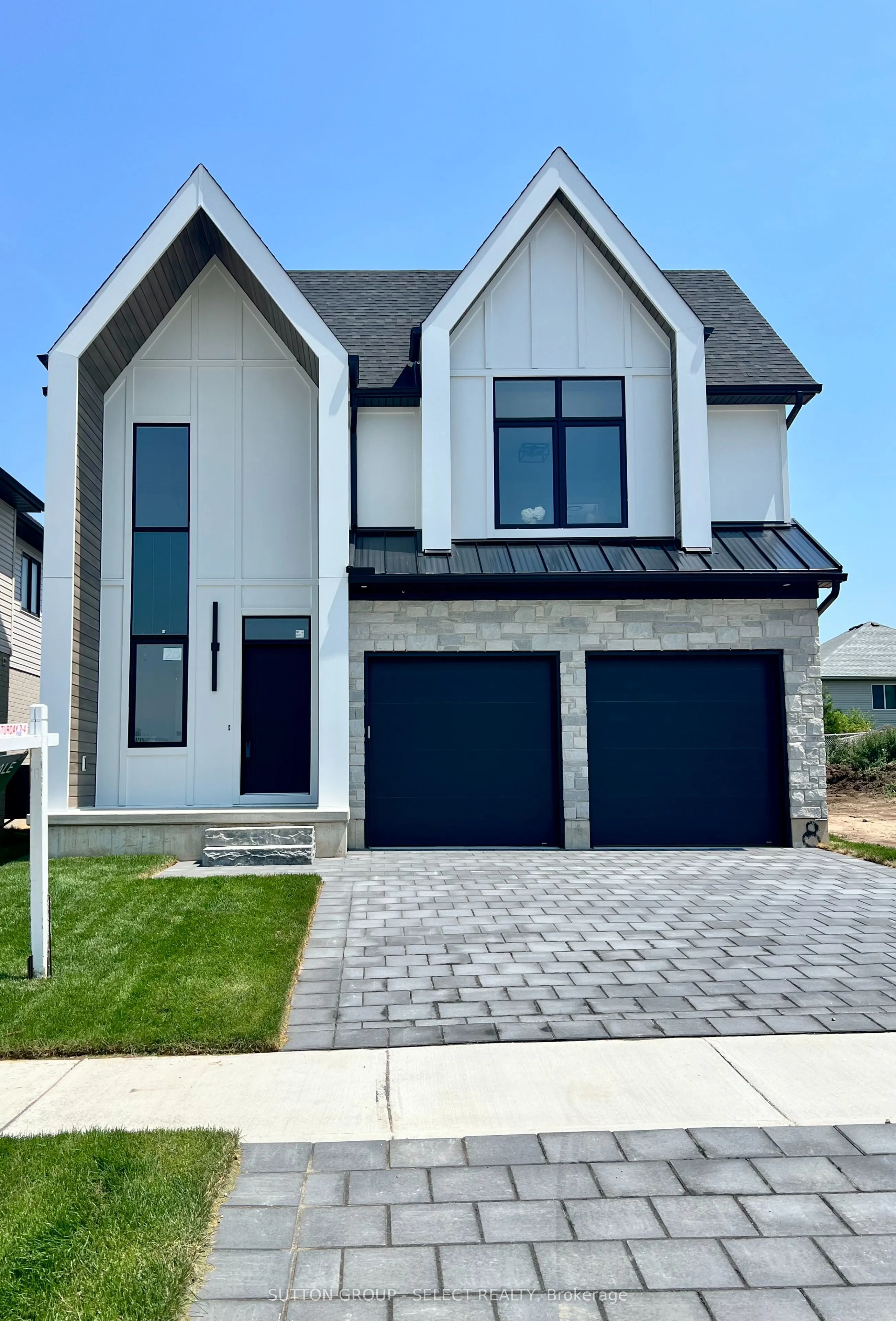 28 Lucas Road, St. Thomas, ON N5R 0M5