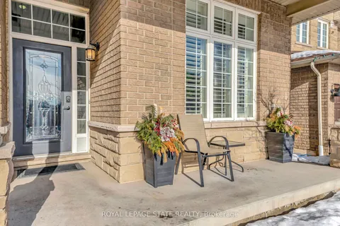 7 Bocelli Crescent, Hamilton, ON L0P 1P0