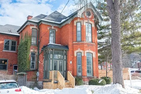 293 Park Street, Hamilton, ON L8P 3G5