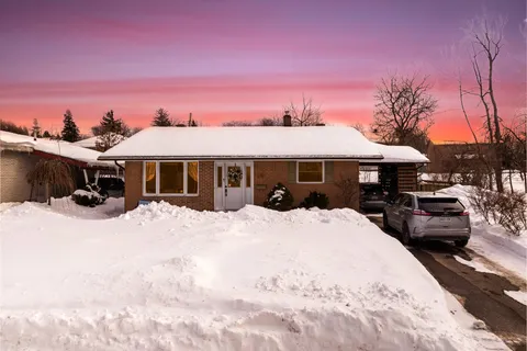 29 Winters Court, Brockville, ON K6V 1T8
