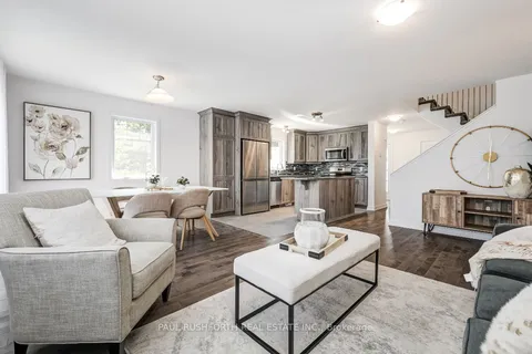 213 Peacock Drive, Russell, ON K4R 0A1