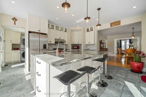 21 Centre Street, Prince Edward County, ON K0K 2T0