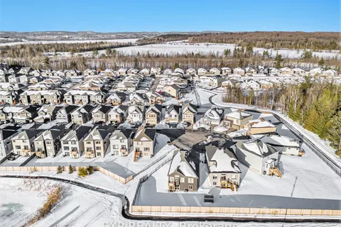 620 ENCLAVE Lane, Clarence-Rockland, ON K4K 0M8