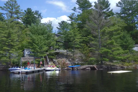 43B Hansens Road, Georgian Bay, ON L0K 1S0