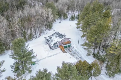 225 Pine Lake Road, Bonfield, ON P0H 2E0