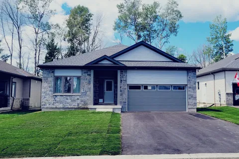 266 Adley Drive, Brockville, ON K6V 7J2
