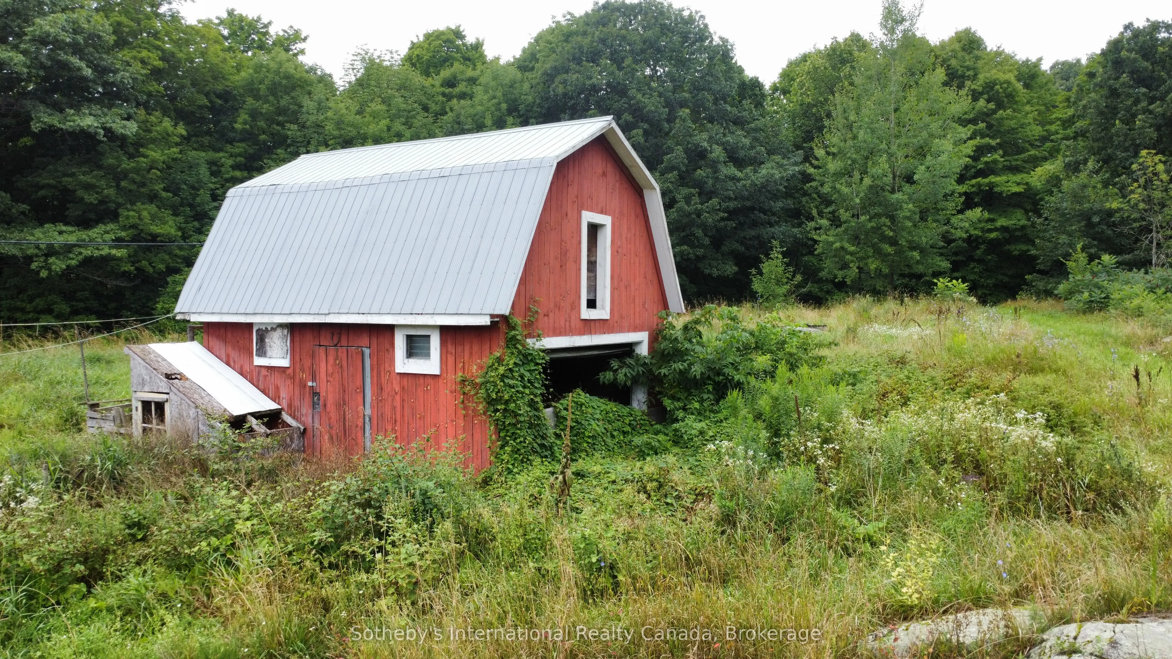 1316 Graham Road, Gravenhurst, ON P0E 1N0