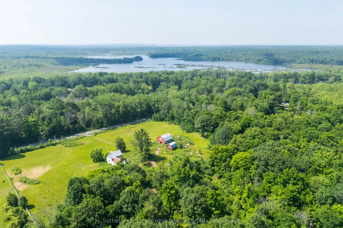 1316 Graham Road, Gravenhurst, ON P0E 1N0