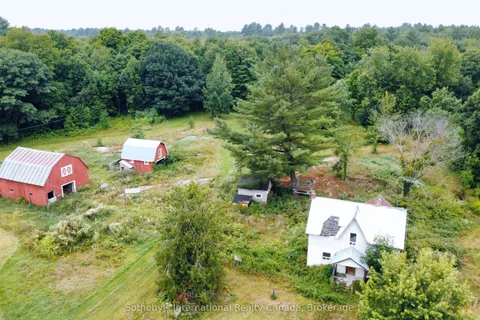 1316 Graham Road, Gravenhurst, ON P0E 1N0