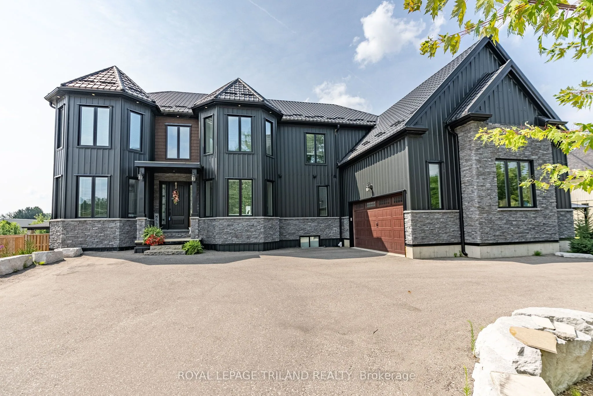 22345 ALLEN Road, Strathroy-Caradoc, ON N0L 1W0