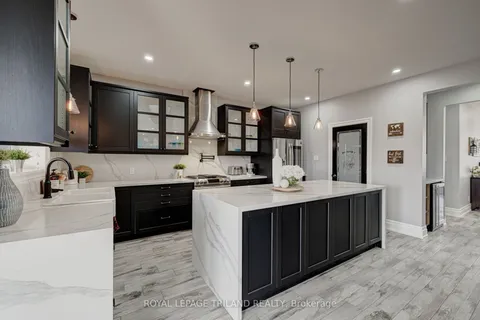 22345 ALLEN Road, Strathroy-Caradoc, ON N0L 1W0
