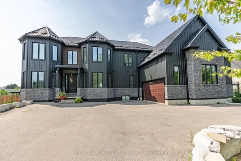 22345 ALLEN Road, Strathroy-Caradoc, ON N0L 1W0