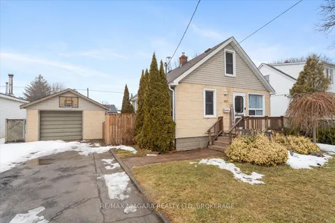 103 Knoll Street, Port Colborne, ON L3K 5A8