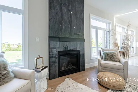 33 WORKMAN Crescent, Blandford-Blenheim, ON N0J 1S0