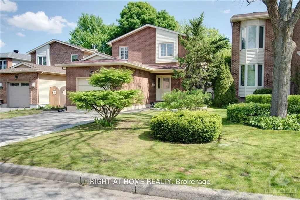 6078 Rivercrest Drive, Orleans - Convent Glen and Area, ON K1C 5R2
