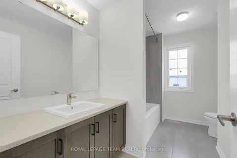 653 Persimmon Way, Orleans - Convent Glen and Area, ON K1W 0T3
