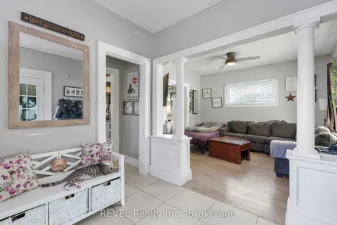 4825 Crysler Avenue, Niagara Falls, ON L2E 3W3