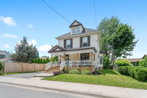 4825 Crysler Avenue, Niagara Falls, ON L2E 3W3