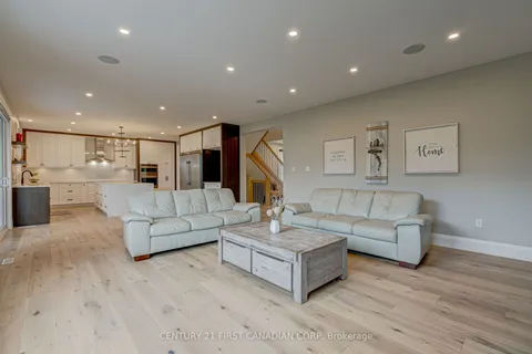 7442 SILVER CREEK Crescent, ON N6P 0G6