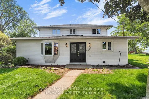 659 Mccracken Road, Kingsville, ON N9Y 2N9