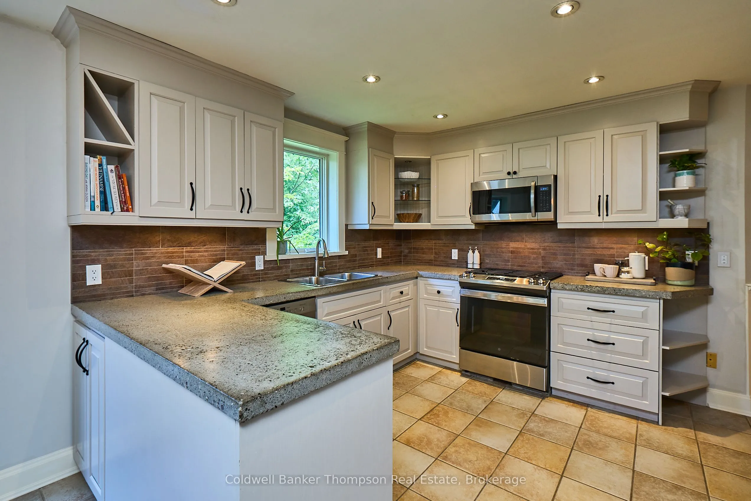 440 CHUB LAKE Road, Huntsville, ON P1H 2J3