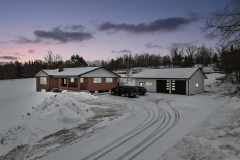 8803 Dale Road, Hamilton Township, ON K9A 4J9