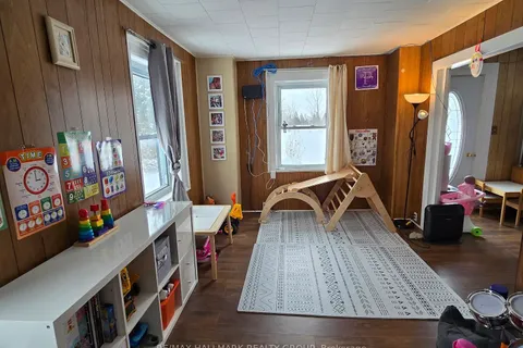 7122 Bank Street, Greely - Metcalfe - Osgoode - Vernon and Area, ON K0A 2P0