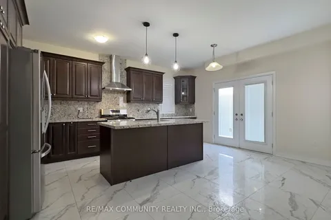 14 Lamb Avenue, Kawartha Lakes, ON K9V 0J3