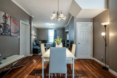 51 Tisdale Street, Hamilton, ON L8L 5M3