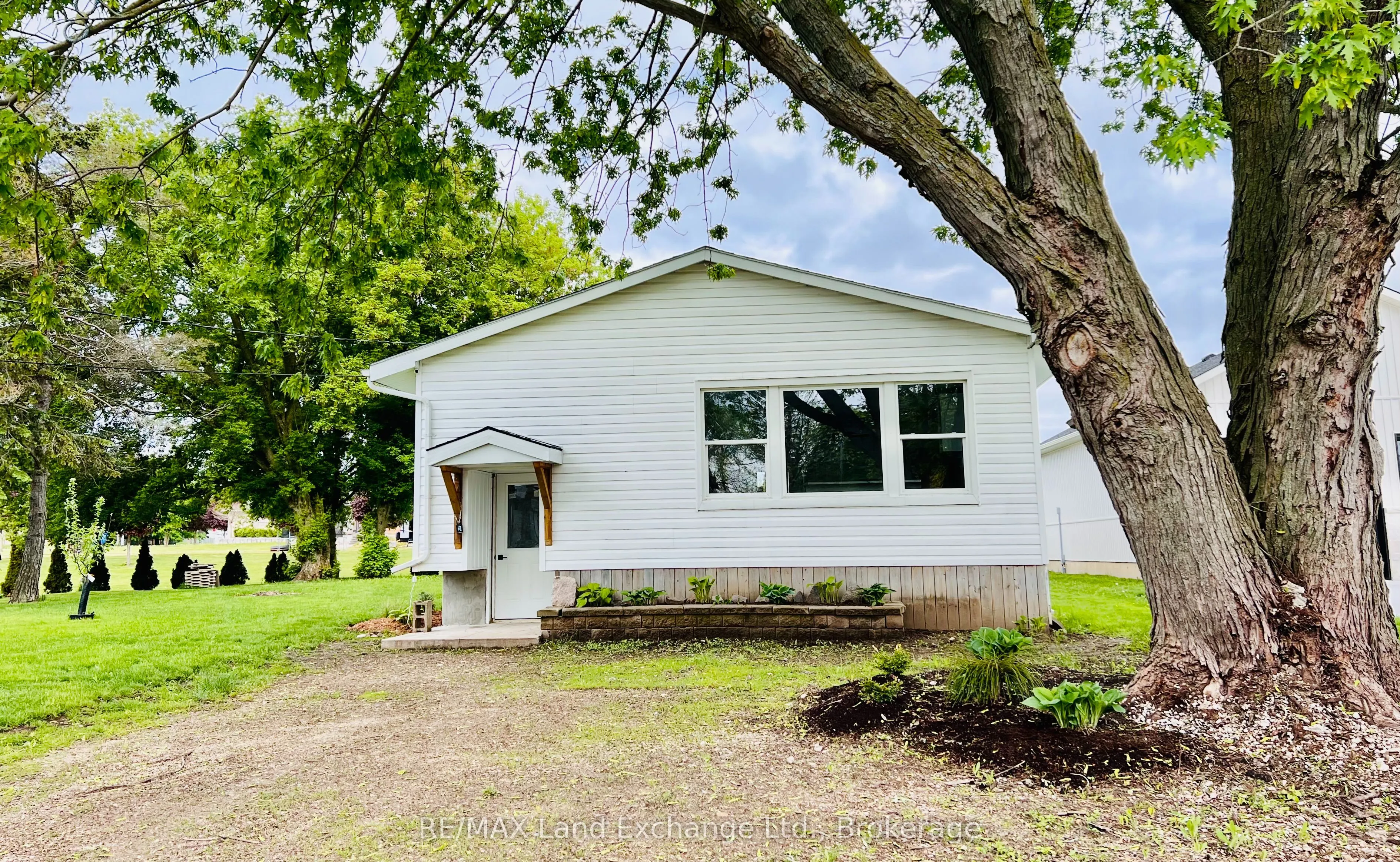 782 Somerville Street, Huron-Kinloss, ON N0G 2H0