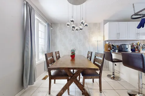 238 Briarmeadow Drive, Kitchener, ON N2A 4C4