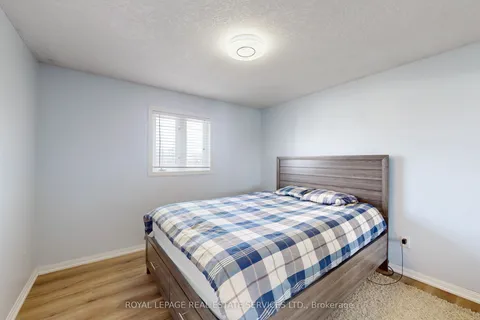 238 Briarmeadow Drive, Kitchener, ON N2A 4C4