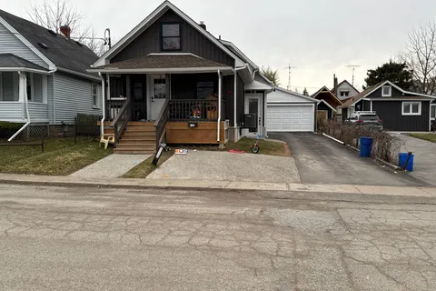 4123 Hickson Avenue, Niagara Falls, ON L2E 3K1